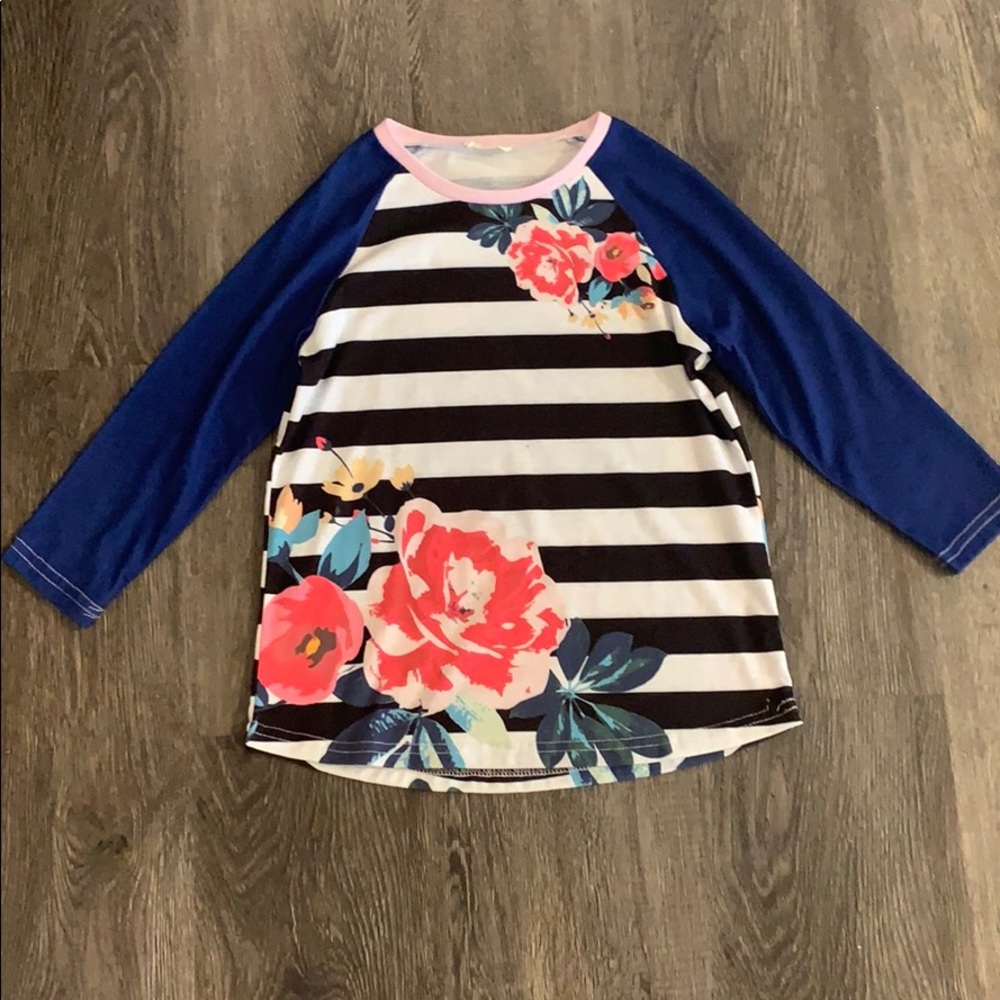 Emma & Elsa Floral top